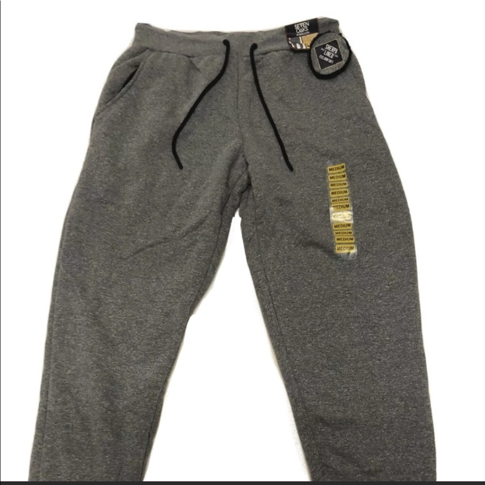 NWT MENS SHERPA LINED COZY JOGGERS LIGHT GRAY